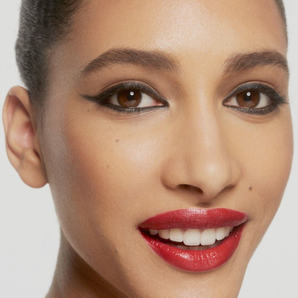 Supermassive Black Kohl